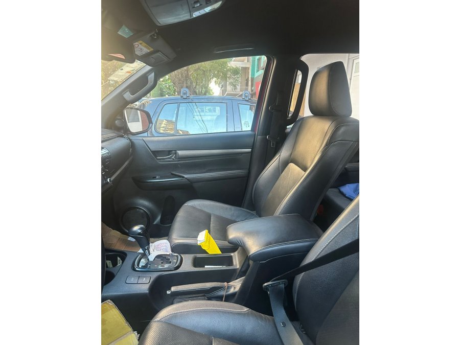 TOYOTA 2023 HILUX 2.8 DC 4X4 TDI CONQUEST 6AT. IMPECABLE