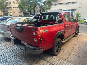 TOYOTA 2023 HILUX 2.8 DC 4X4 TDI CONQUEST 6AT. IMPECABLE