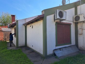 2 casas en centro Villa Urquiza Entre Rios