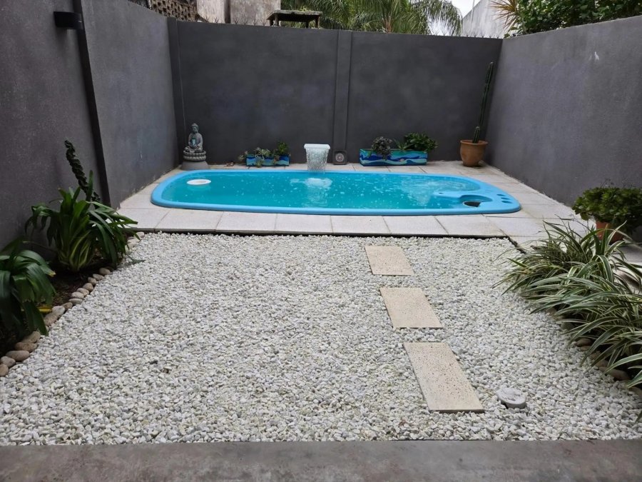 VENDO TRIPLEX ZONA THOMPSON