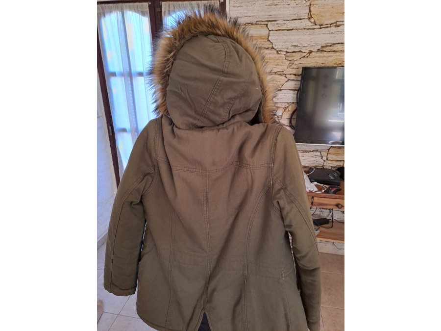 PARKA S/M. $ 15000