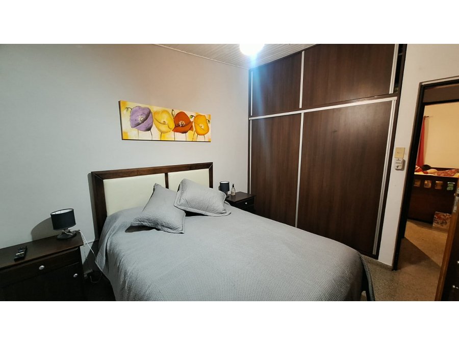 SE VENDE CASA 3 DORMITORIOS
