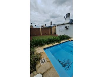 SE VENDE CASA 3 DORMITORIOS