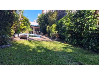 SE VENDE CASA A UNA CUADRA DE TRIBUNALES