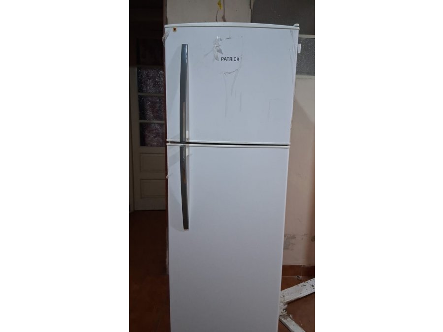 HELADERA $ 80000