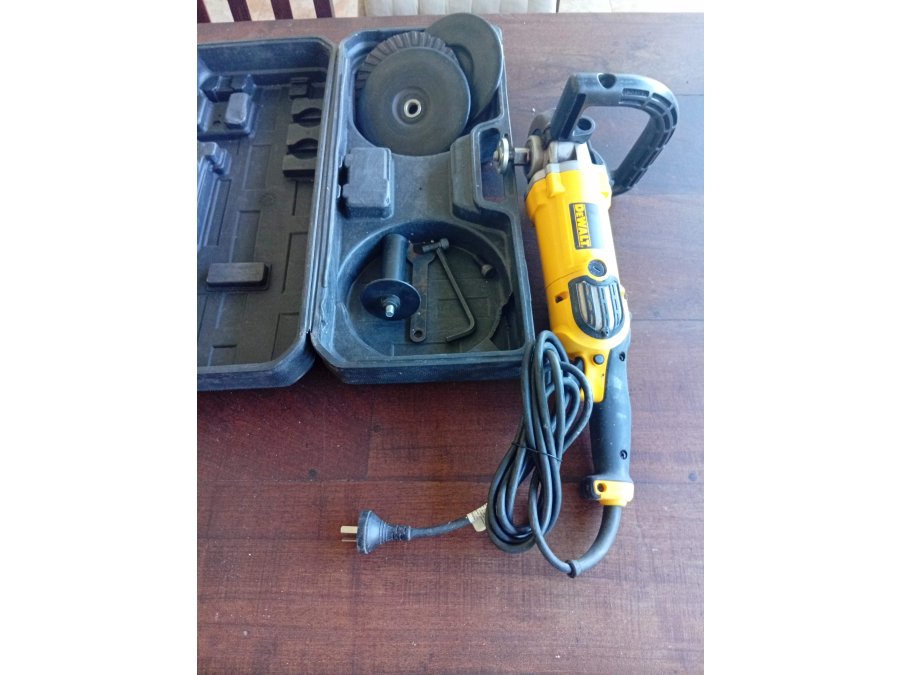 Lustradora Lijadora Dewalt DWP849X