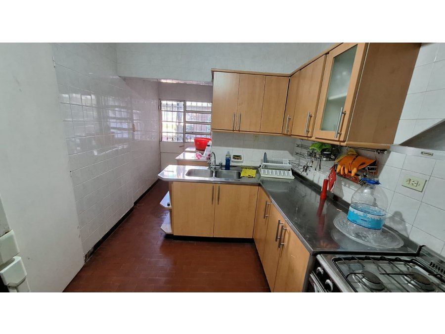 SE VENDE IMPORTANTE PROPIEDAD