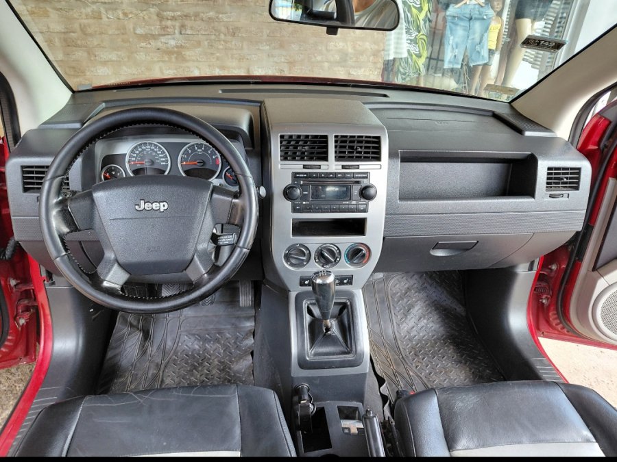 Jeep compass vendo permuto