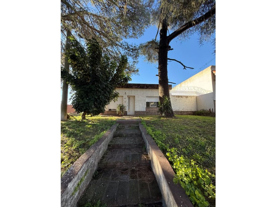 Zona Paracao, Lebensohn y Div. del Litoral - Casa en Venta