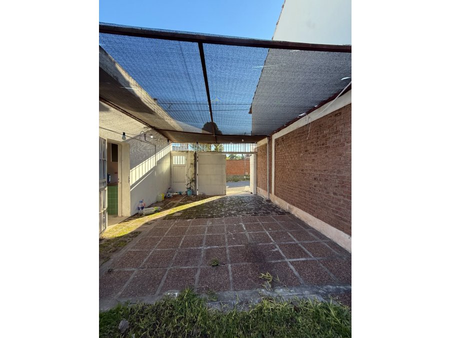 Zona Paracao, Lebensohn y Div. del Litoral - Casa en Venta