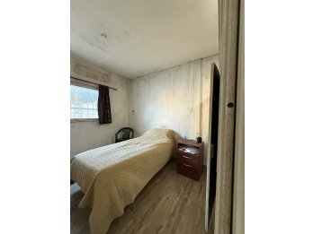 Francia y Borges - Casa a refaccionar + Lote lateral en Venta
