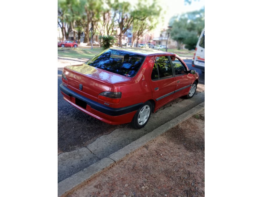 Vendo Peugeot 306 XR Sedán- Diésel