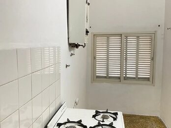Alquilo depto a una cuadra de casa de gobierno