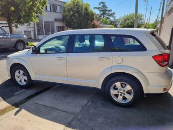 Vendo Dodge t.-Journey 2.4 170cv at. Oportunidad.-