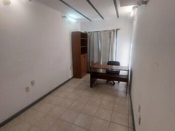 ALQUILER OFICINA/EDIFICIO COMERCIAL (PARTICULAR)