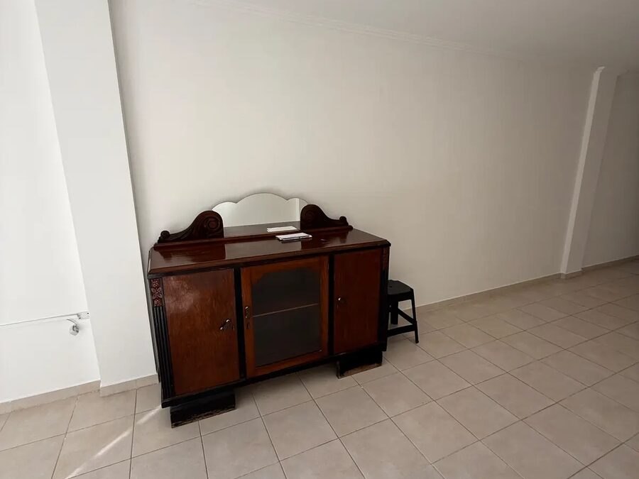 SE ALQUILA MONOAMBIENTE IRIGOYEN 128