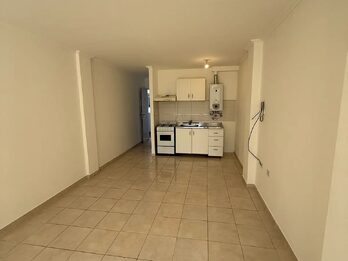 SE ALQUILA MONOAMBIENTE IRIGOYEN 128