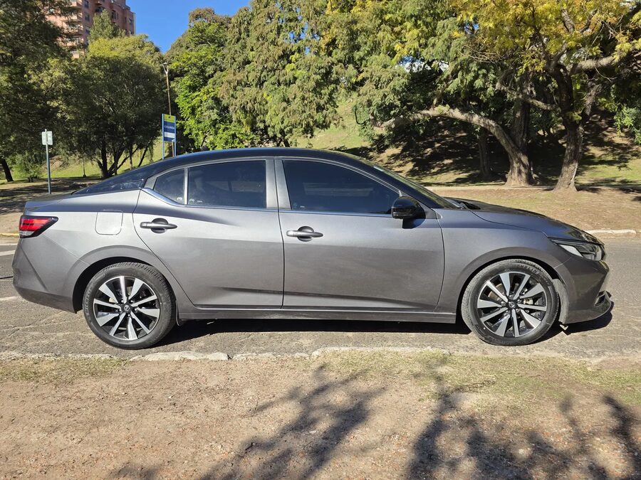 Nissan Sentra Exclusive 2024  igual a 0km