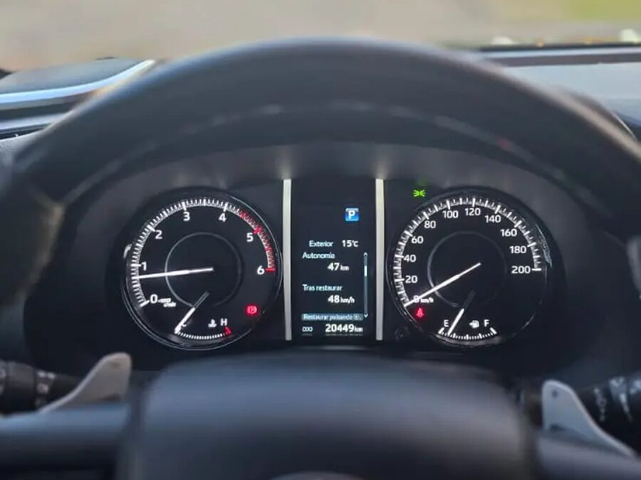 VENDO SW4 DIAMOND 2025 CON 20 MIL KM