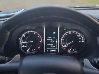 VENDO SW4 DIAMOND 2025 CON 20 MIL KM