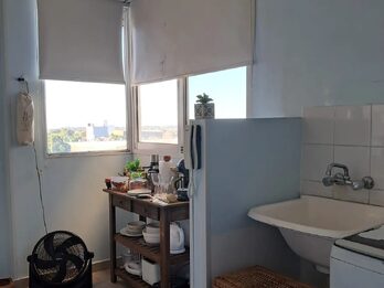 SE VENDE SEMIPISO + COCHERA , ZONA CENTRO !!!!
