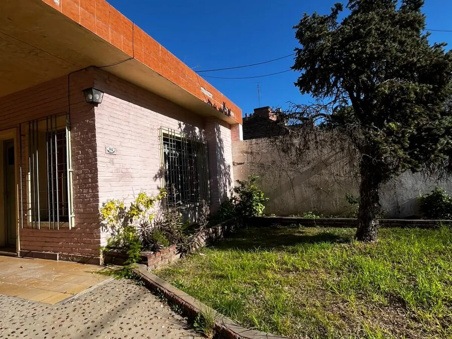 Casa en venta 25 de Mayo