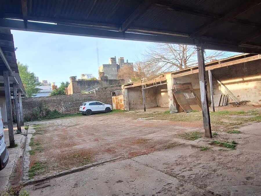 TERRENO DE CASI 1.000 M² EN Belgrano y Alem