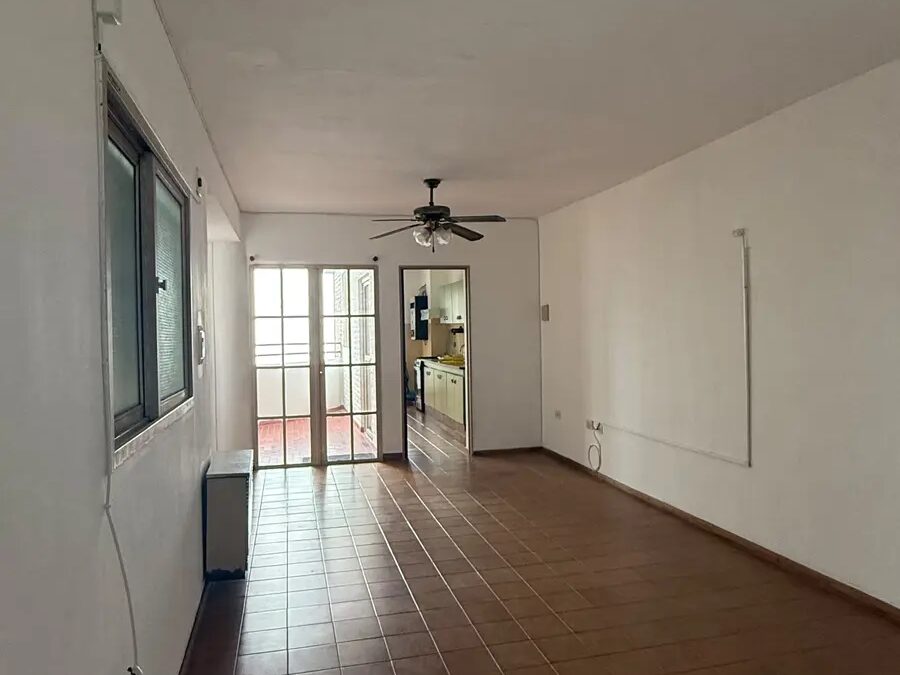 ALQUILO DPTO 3 DORM y COCHERA, CALLE SANTA FE (PARTICULAR)
