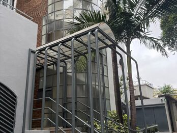 ALQUILO DPTO 3 DORM y COCHERA, CALLE SANTA FE (PARTICULAR)
