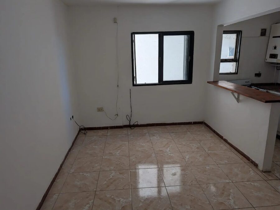 PARTICULAR ALQUILA ZONA CENTRO DPTO 1 DORMITORIO