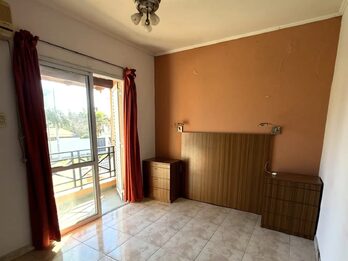 🏡DUPLEX EN ALQUILER‼️  📍sobre calle Gabriela Mistral 2575. (planta baja: cochera, living comedor, cocina fondo con verde, lavadero cubierto  y baño. Planta alta: 2 dormitorios y baño).