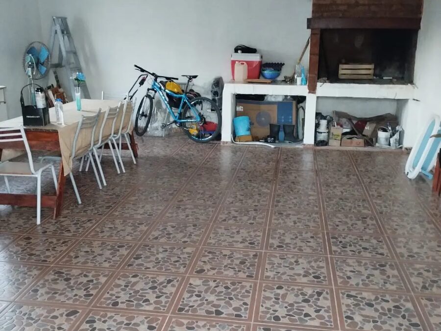 VENDO EXCELENTE CASA 2 DORMITORIOS BARRIO CONCRETO GARRIGO