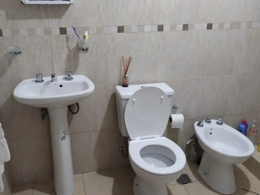 VENDO EXCELENTE CASA 2 DORMITORIOS BARRIO CONCRETO GARRIGO