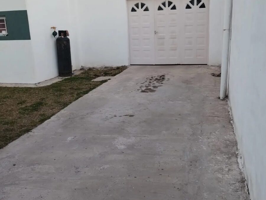 VENDO EXCELENTE CASA 2 DORMITORIOS BARRIO CONCRETO GARRIGO
