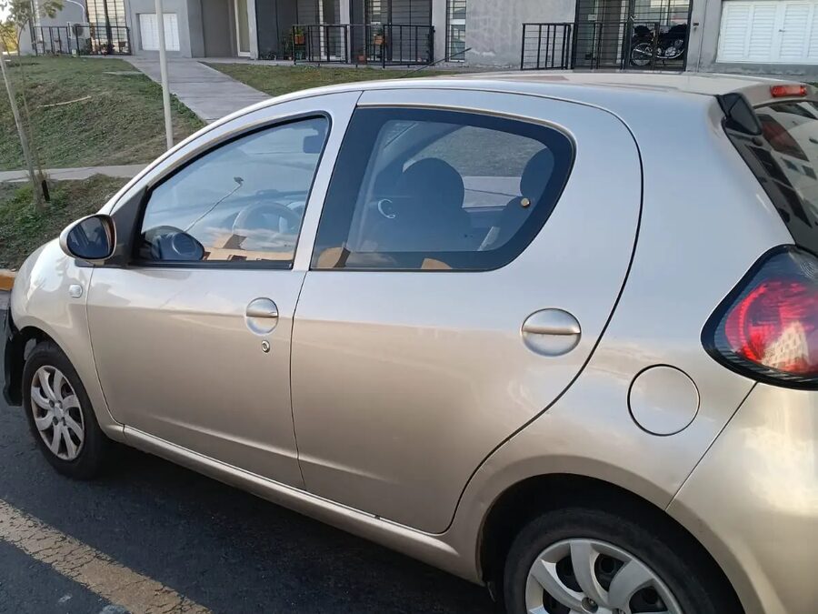 VENDO GEELY 1.3 LC 2017 (PANDA)