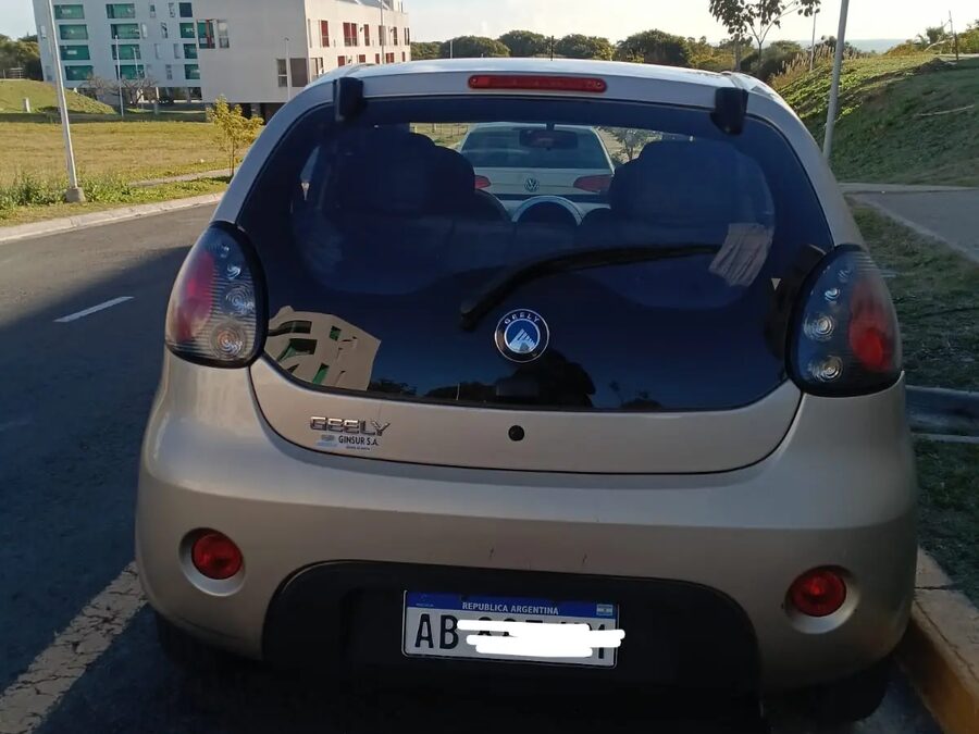 VENDO GEELY 1.3 LC 2017 (PANDA)