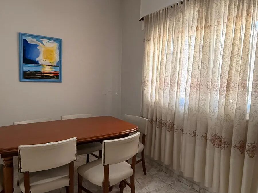 VENDO CASA CENTRICA