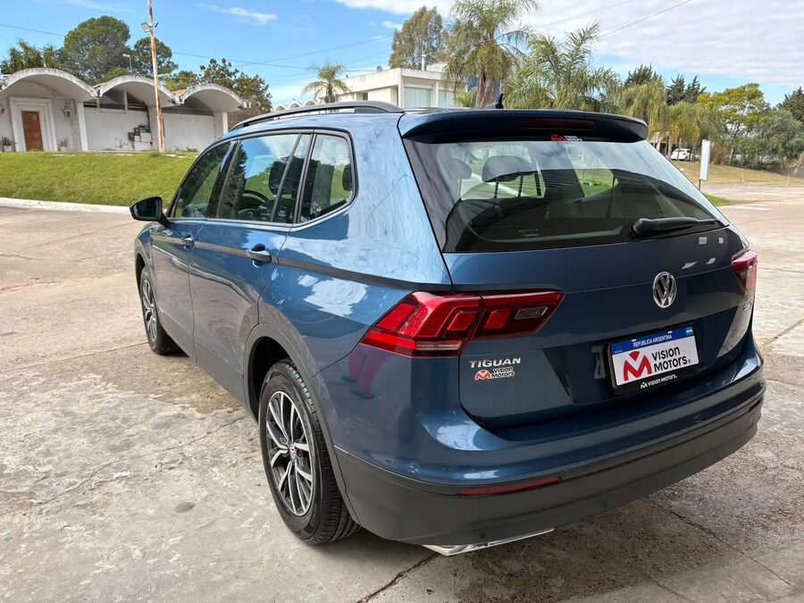VOLKSWAGEN Tiguan 250 TSI DSG