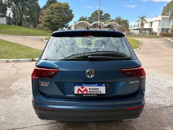 VOLKSWAGEN Tiguan 250 TSI DSG
