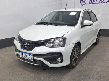 TOYOTA ETIOS XLS 1.5 MT – 2020 – 28000 KMS
