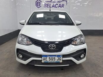 TOYOTA ETIOS XLS 1.5 MT – 2020 – 28000 KMS