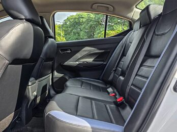 Nissan Versa Exclusive CVT 2024