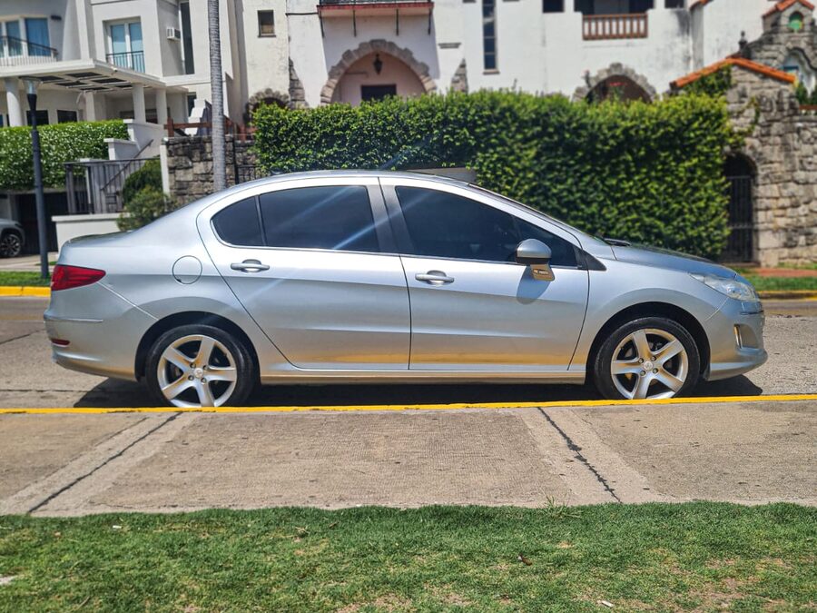 Peugeot 408 Feline 2013