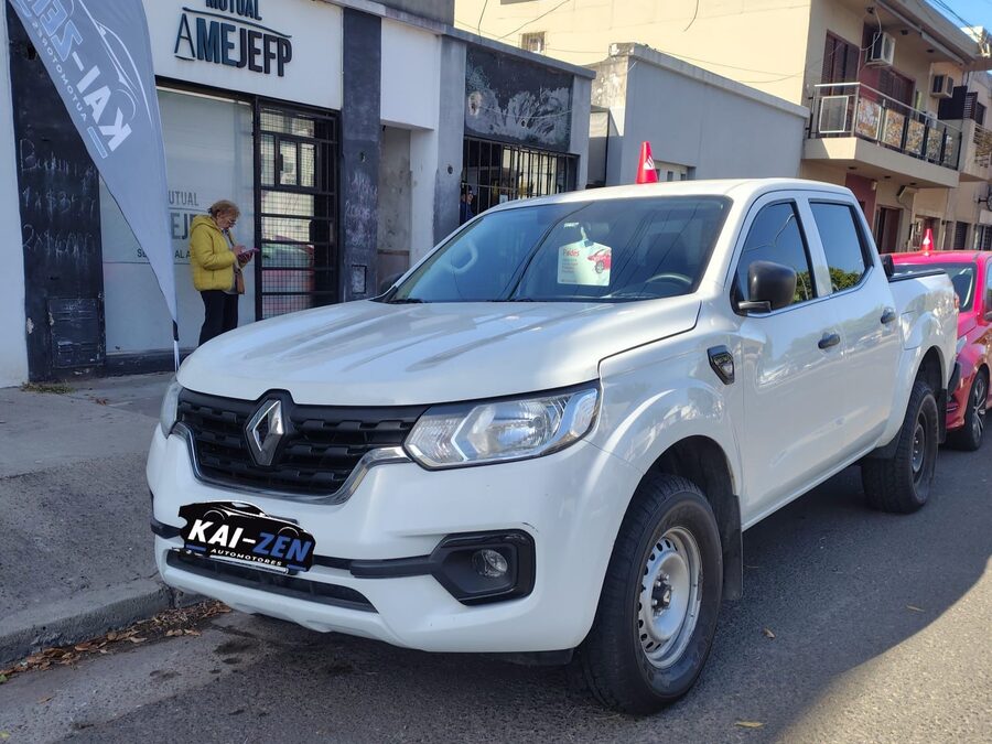 RENAULT ALASKAN 2.3 DCI CONFOR 4X2 UNICO DUEÑO EXCELENTE ESTADO!!