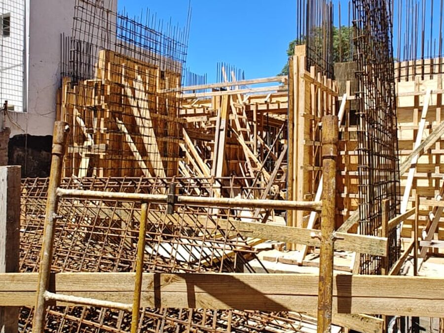 Departamentos en venta (en construccion) en Alameda 405 frente al colegio centenario