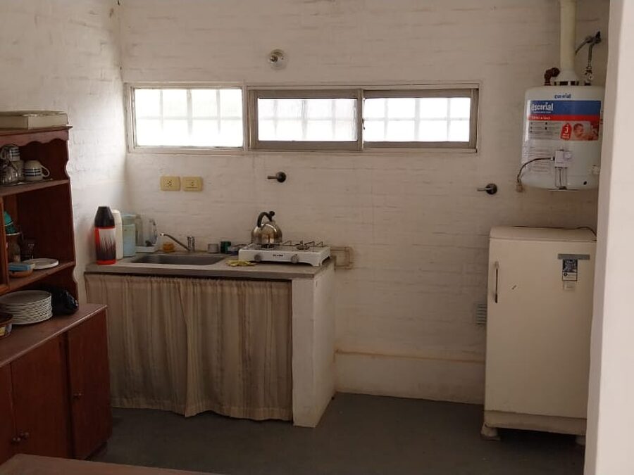 VENDO DEPARTAMENTO PLANTA ALTA MUY LINDA ZONA ,TRANQUILA Y COMERCIAL