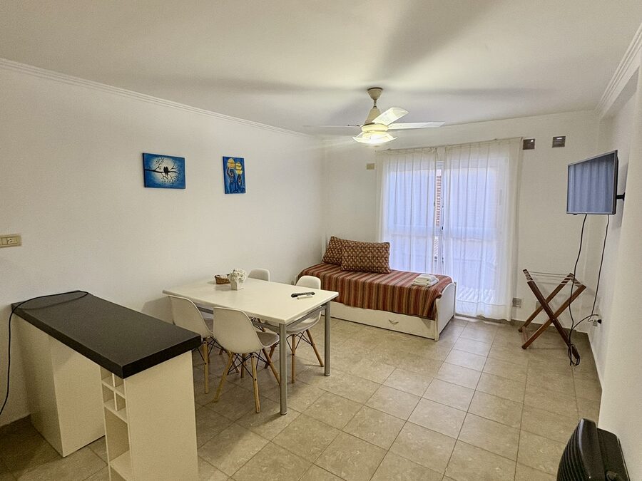 Alquilo departamento de 1 dormitorio amueblado