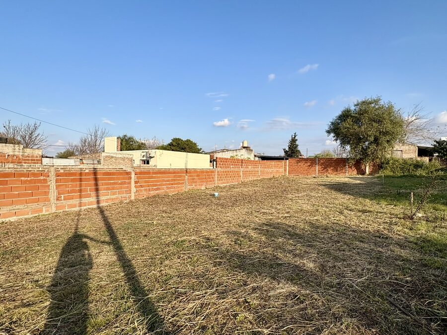 Vendo terreno en San Benito