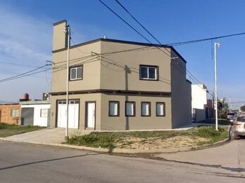 Vendo casa de 3 dormitorios a estrenar