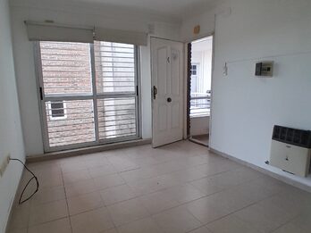 VENDEMOS: ALEM 846 zona terminal. Dpto 1 dormitorio